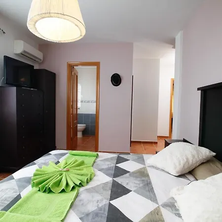 Barbara - Luxury, Oceanview, With Private Pool *