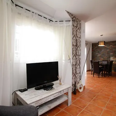 Barbara - Luxury, Oceanview, With Private Pool Villa